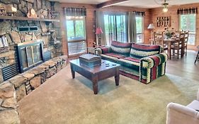 Beaver Lake Retreat