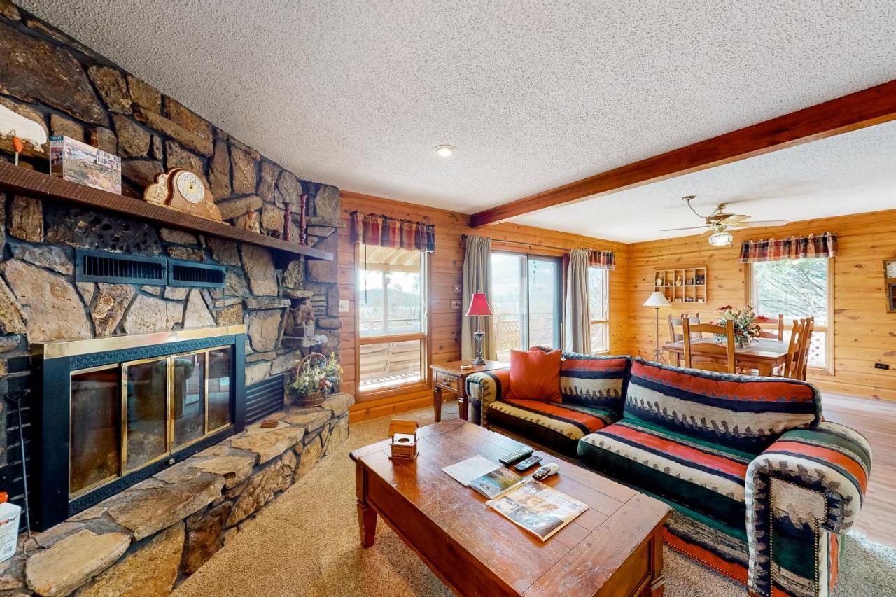 Beaver Lake Retreat Eureka Springs Exterior photo