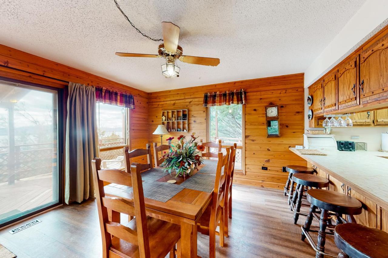 Beaver Lake Retreat Eureka Springs Exterior photo